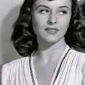 Fotografía original de la actriz Paulette Goddard en retrato de estudio