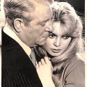 Fotografía promocional de Jean Gabin y Brigitte Bardot