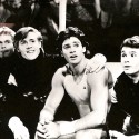Fotografía promocional de la película Días Rebeldes (Flying)