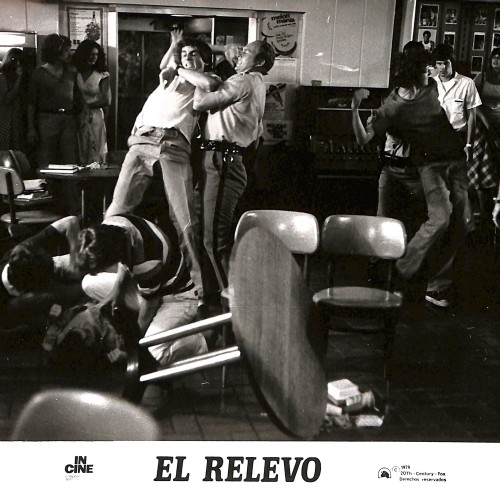 Fotocromo publicitario en blanco y negro de la película estadounidense 'Breaking Away', titulada 'El Relevo' en España.