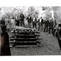 Fotografía original de rodaje, escena de ritual o pira funeraria