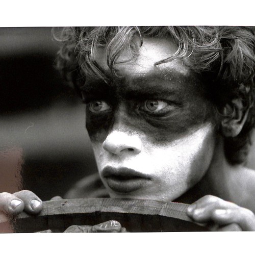 Fotografía (still) de la película "El señor de las moscas" (Lord of the Flies, 1990)