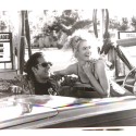 Fotografía publicitaria en blanco y negro de Nicolas Cage y Laura Dern en 'Corazón Salvaje' ('Wild at Heart')