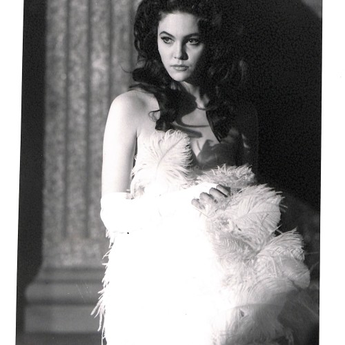 Fotografía publicitaria de Diane Lane en blanco y negro