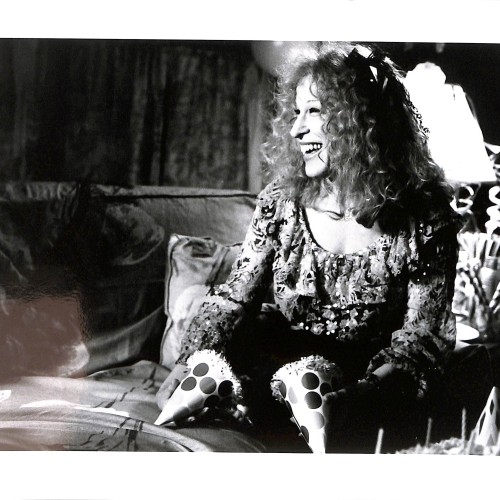 Fotografía original de la actriz Bette Midler en blanco y negro.
