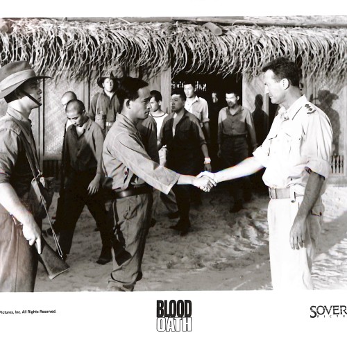 Fotografía promocional de la película "Blood Oath" (1990)