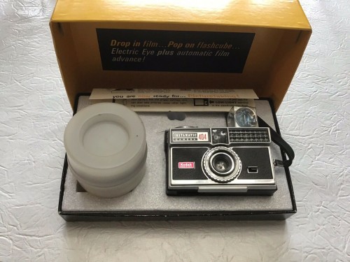 Kodak Instamatic 404 camera Outfit