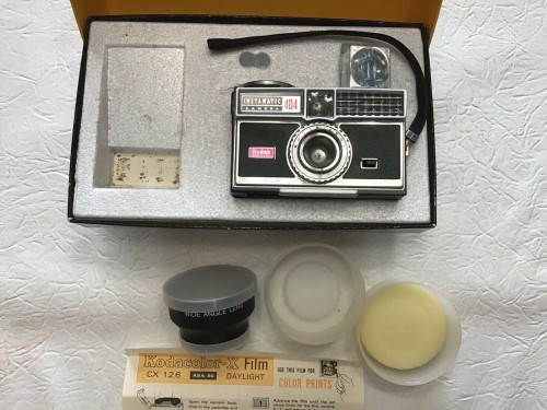 Kodak Instamatic 404 camera Outfit