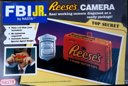 Nasta camera Reese's FBI Jr.con plate Sheriff