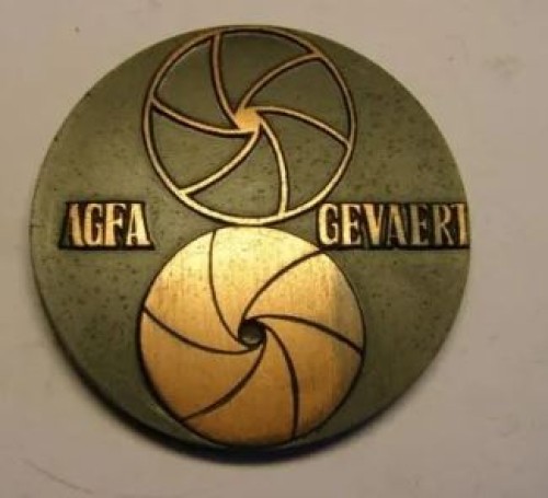 Medalla Premio al Mérito fotográfico, Agfa Gevaert. Años 60. En su caja de origen