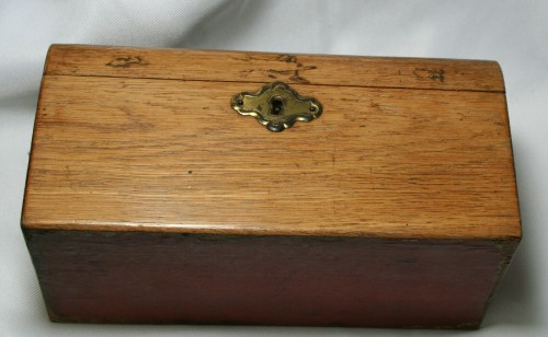 Small storage box decorated Stereoscopic views