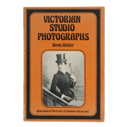 Libro: "Estudio de fotografías victorianas" (inglés)