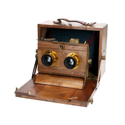 Stereo camera plate and drawer bellows