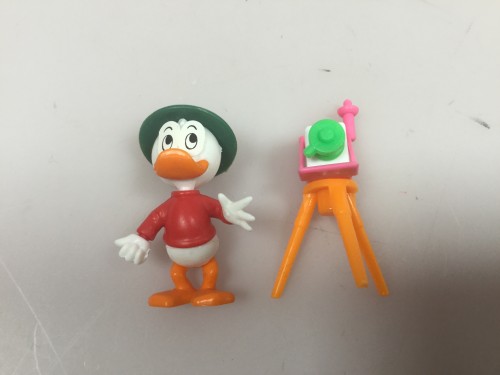 Figura pato con camara