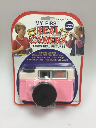 Camara pink toy