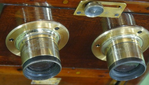 Mahogany board stereo camera Dallmeyes