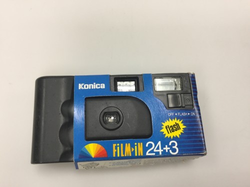 Disposable camera konica