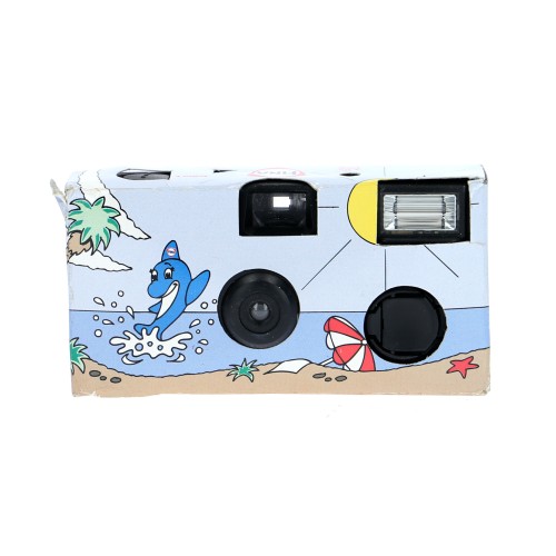 Thin disposable camera