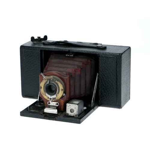 Bellows camera Brownie automatic