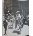 Fotografía 18x23,5 Madrid Gran Vía desfile de circo Búfalo Bill