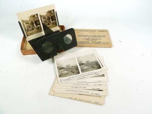 Metal folding stereo viewer overlooking cardboard Camerascope