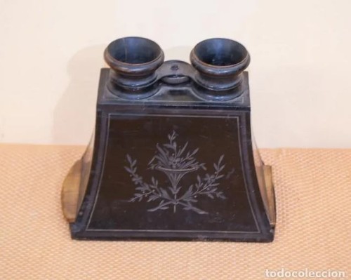 Mahogany stereo viewer