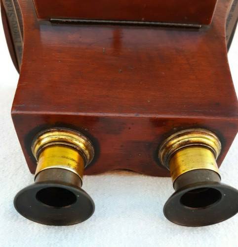 Mahogany type stereo viewer Brewster