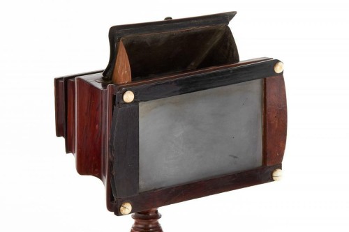 8x16cm wooden stereo viewer.