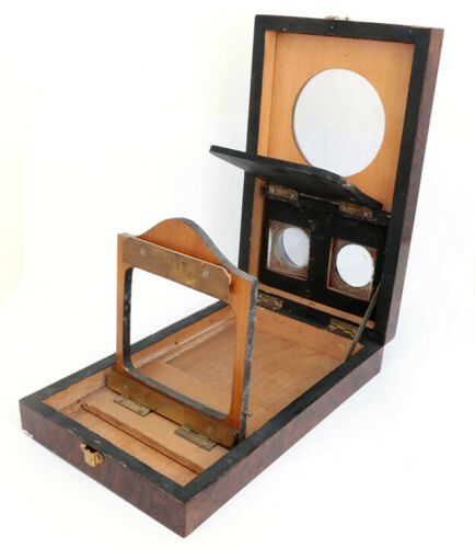 Italian wooden stereo viewer type Graphoscope G.B. Mignone