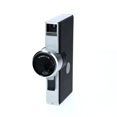 Single film camera 8fujica Ax100