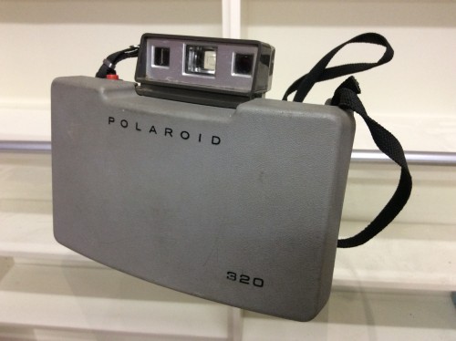 Cámara polaroid automático 320