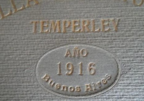 Álbum fotográfico de Villa Gertrudis Temperley Buenos Aires, de Juan Moliné