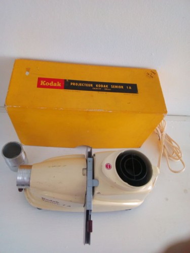 Projecteur de diapositives Kodak principal 1A