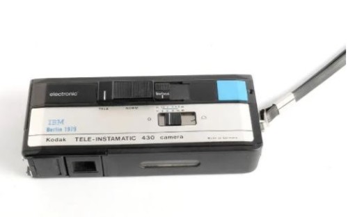 Cámara Kodak Eastman Tele-Instamatic 430 modelo IBM 'Berlín 1979'