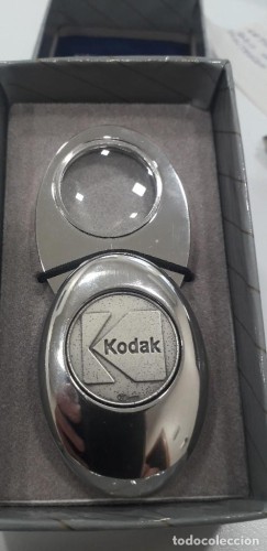 Lupa chapada Kodak en rodio con bajo relieve