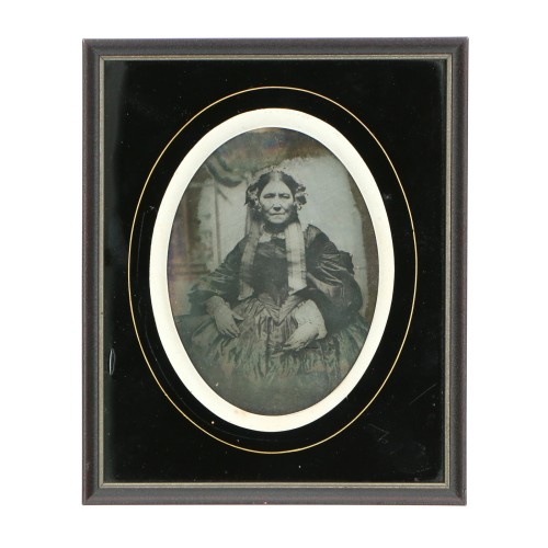 Ambrotipo 1/2 placa, representando a Johanna Petronella Gaal (1800-1873) en un marco negro