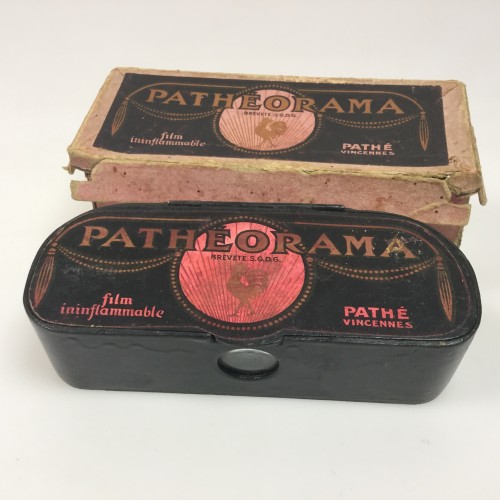 Visor Patheorama con caja rosa