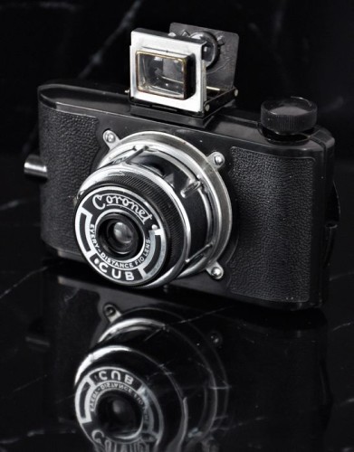 Camara Coronet 'Cub' 828