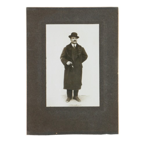 Cabinet Card retrato hombre - Fotografia Militare M. Andre