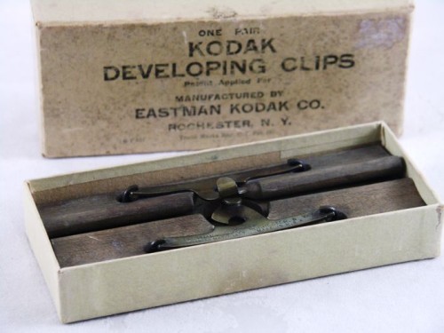 Laboratoire Kodak clips Contraption