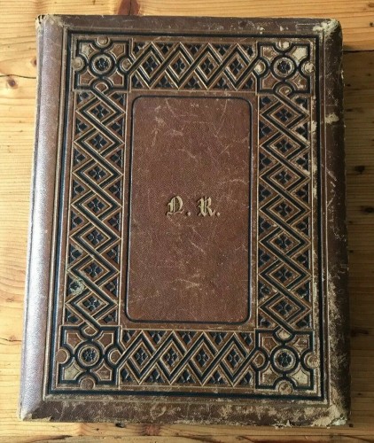 Leather album John J. Banks with more than 75 images