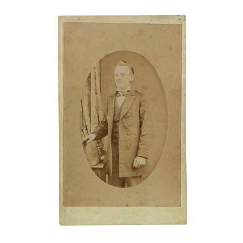 Carte de Visite retrato de hombre con visor estereo - J.Cole