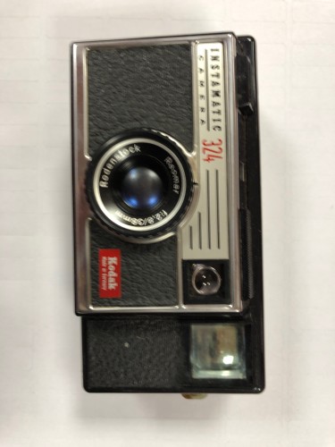 324 Instamatic camera